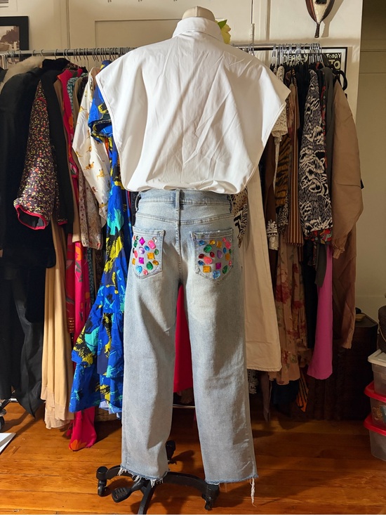 Denim - Light Wash Denim / Embellished Back Pockets